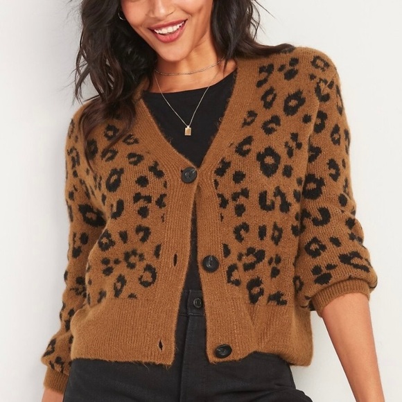 Old Navy Sweaters - Old Navy Cheetah Button Cardigan